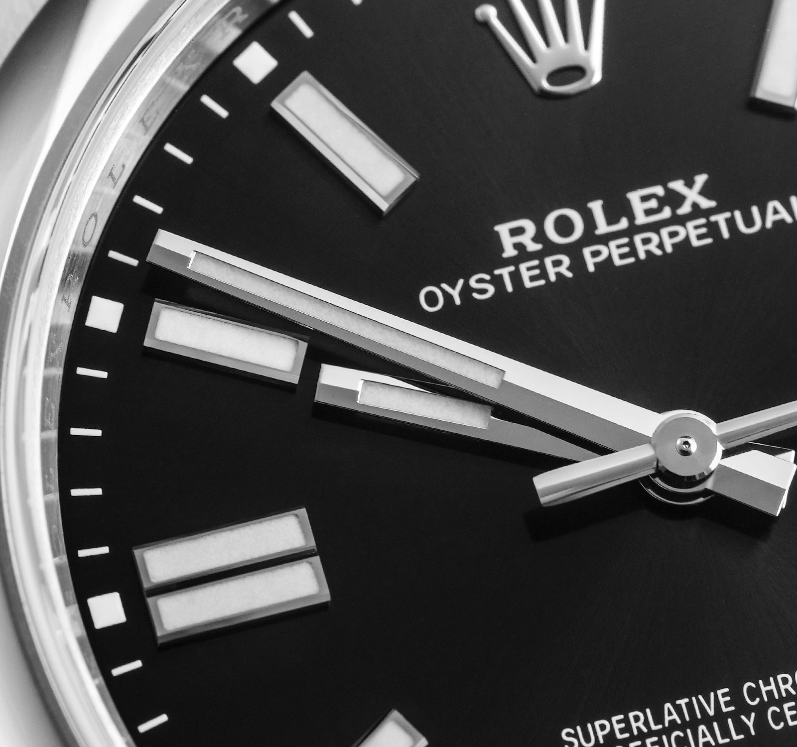 Oyster Perpetual 124300-BLKIND
