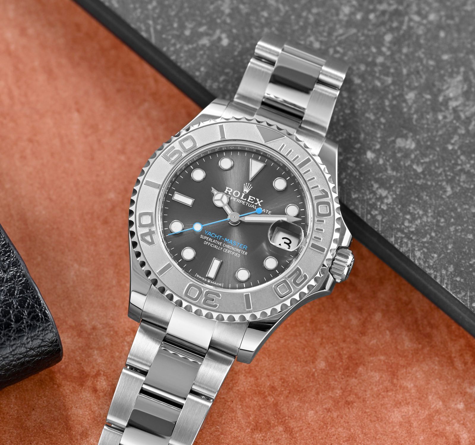 Rolex M268622-GRAY