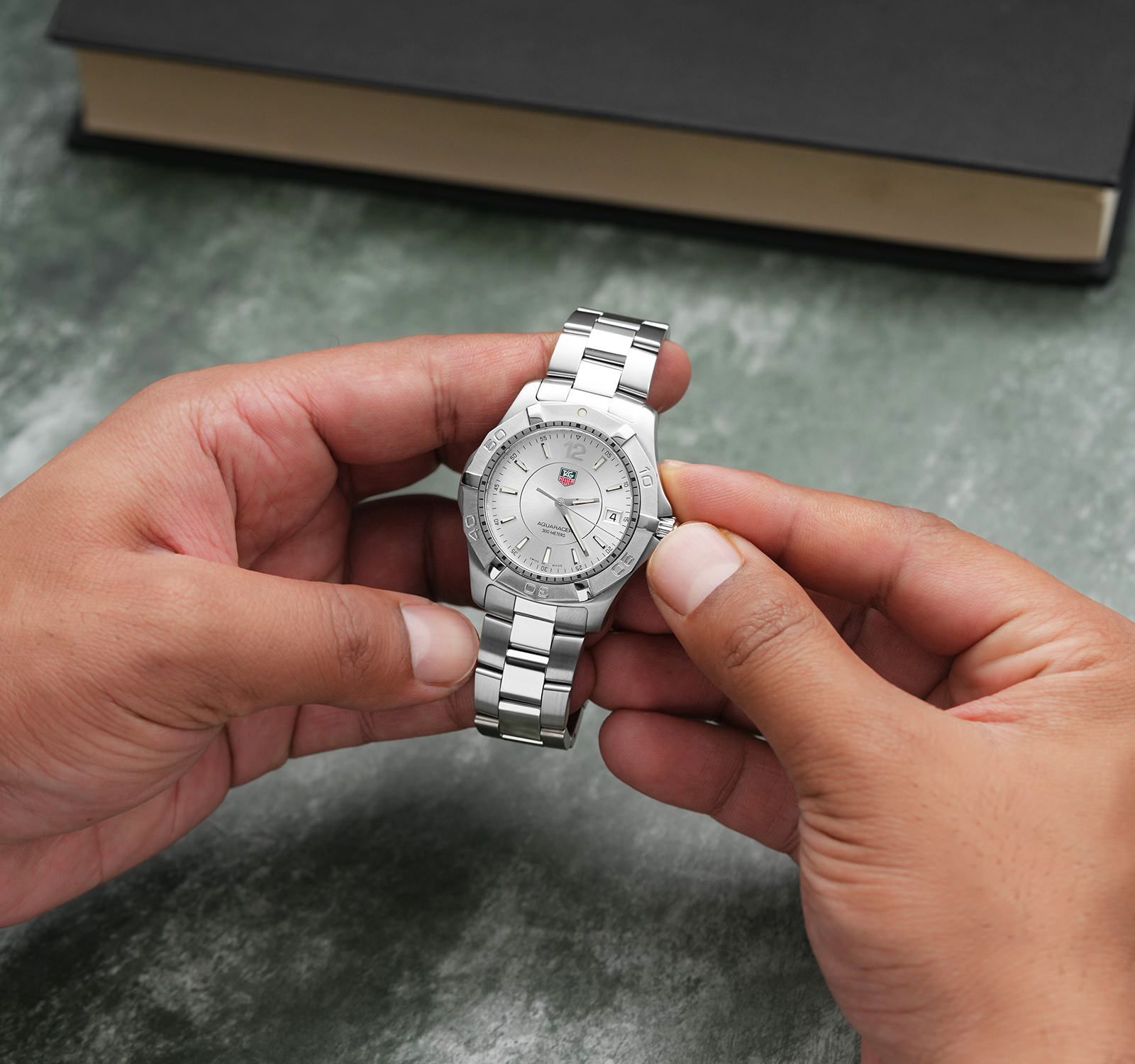 Tag heuer aquaracer waf1112 on sale