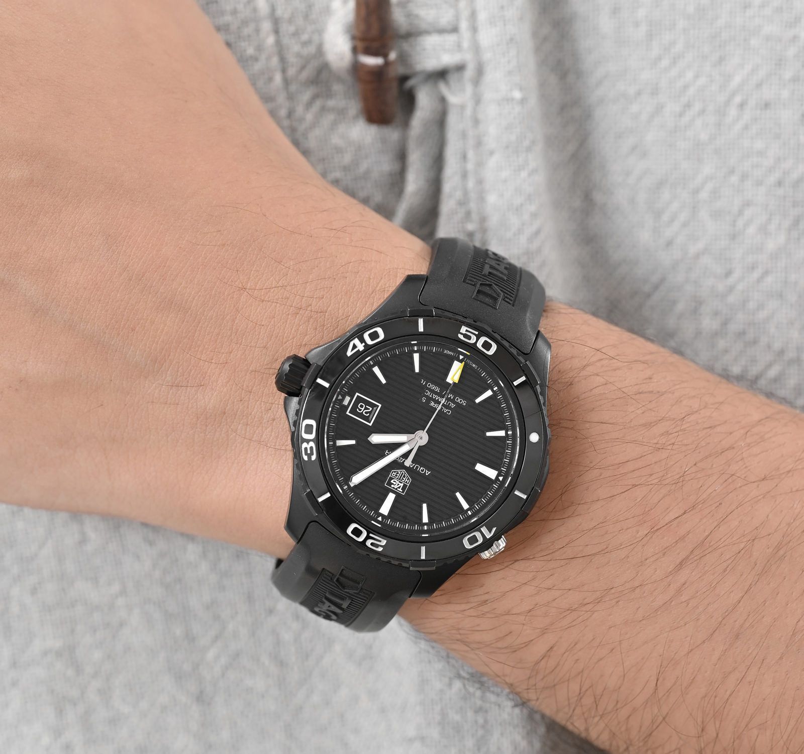 Buy TAG Heuer Aquaracer WAK2180.FT6027 Men Watch in Black Dial