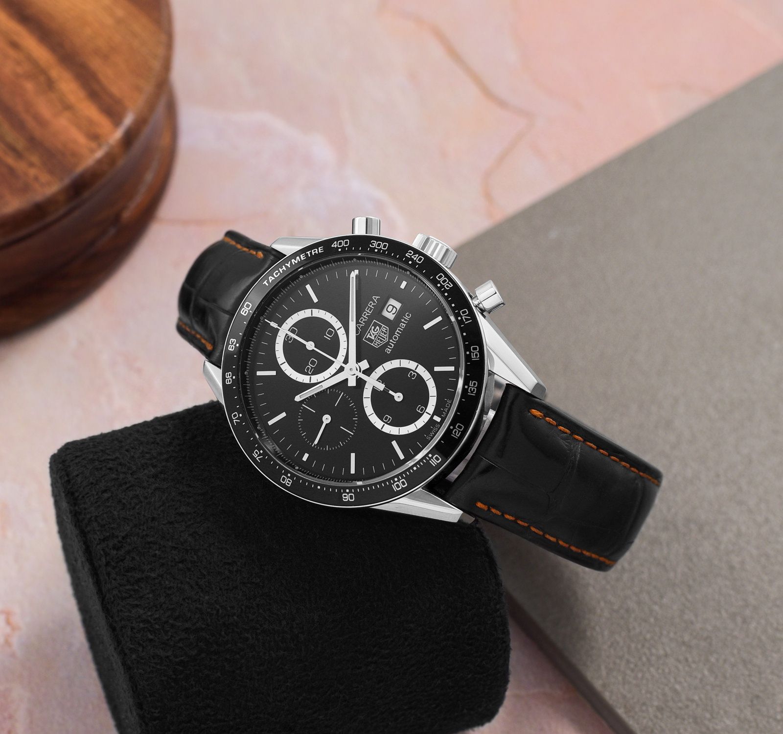 Tag heuer carrera cv2010 top leather strap