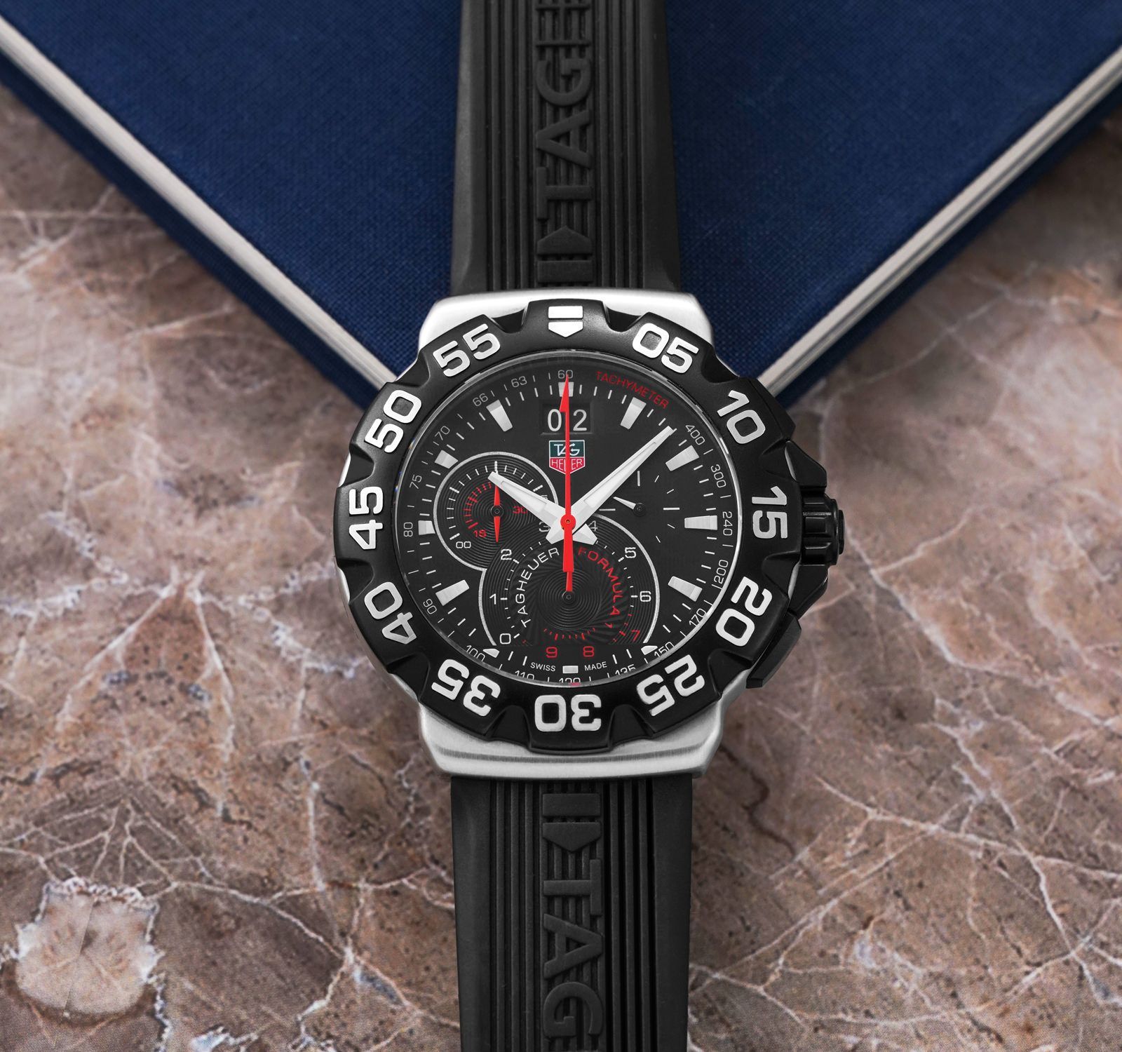Tag sale heuer cah1010
