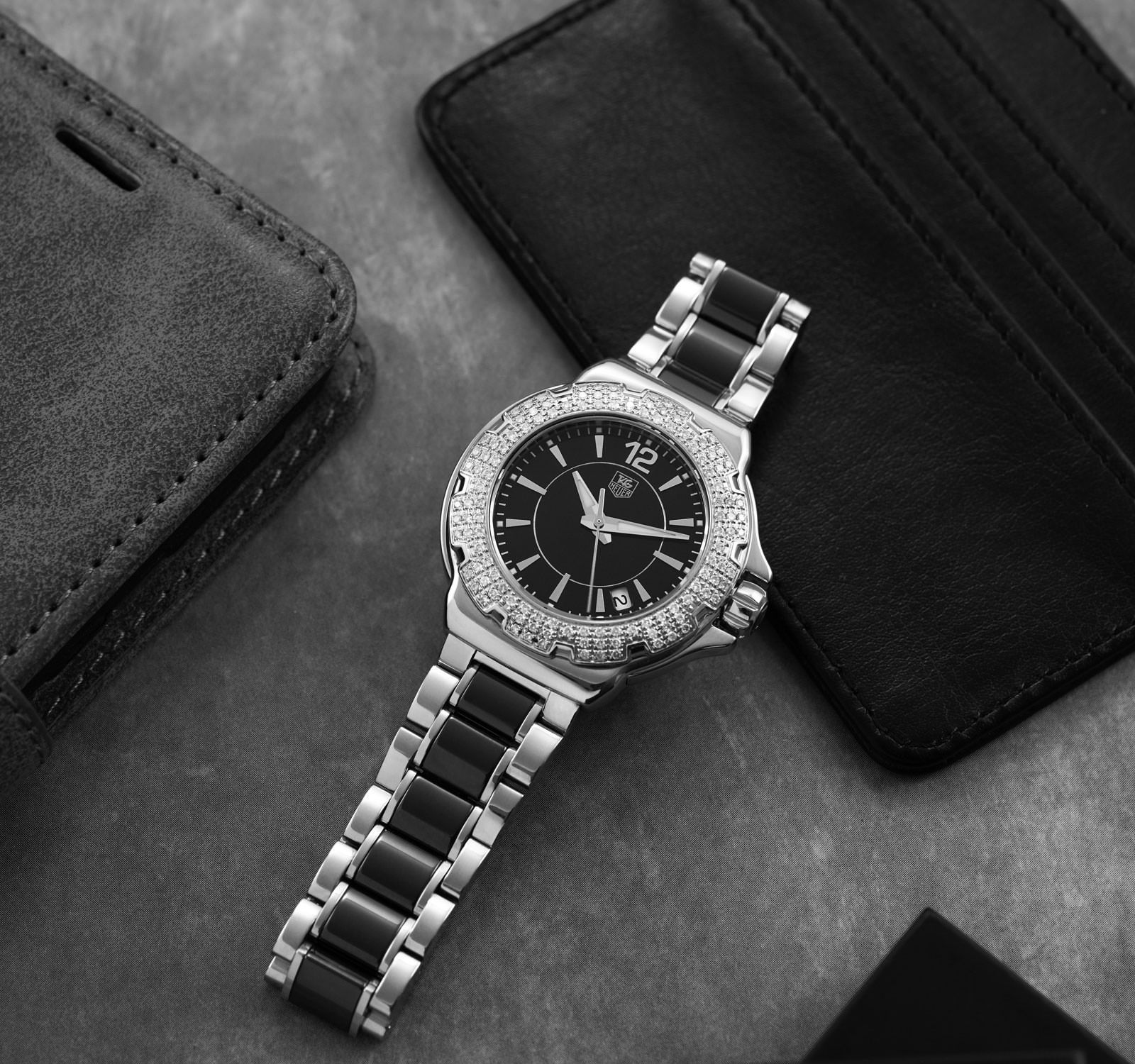 Pre-Owned TAG Heuer Formula Women Watch in Black Colour Dial