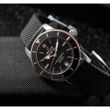 Breitling UB2010121B1S1