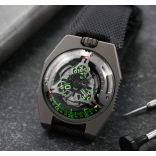 Urwerk UR-100