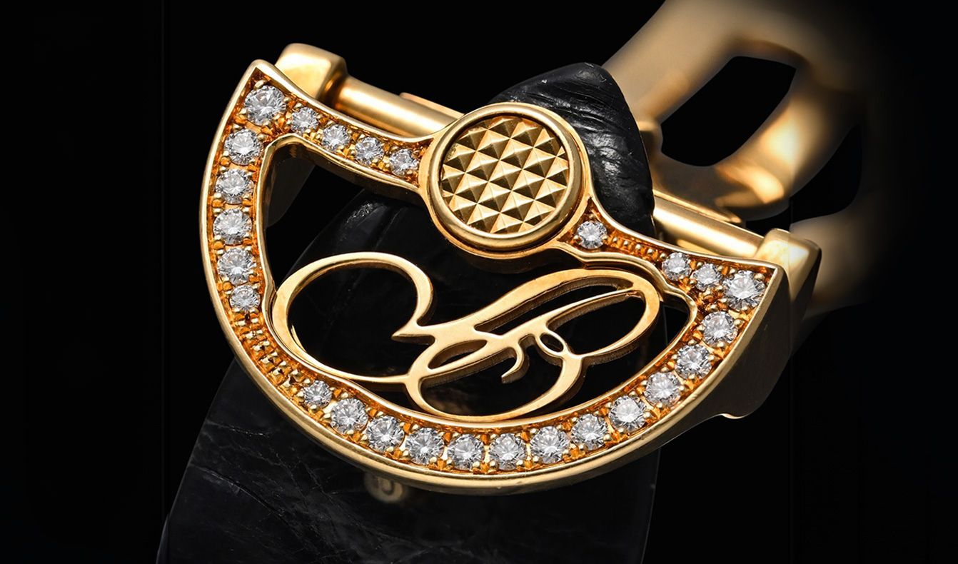 Breguet Reine de Naples clasp monogram