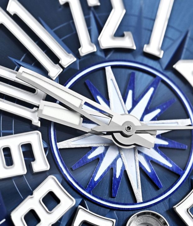 Franck Muller Vanguard Yachting centre star design