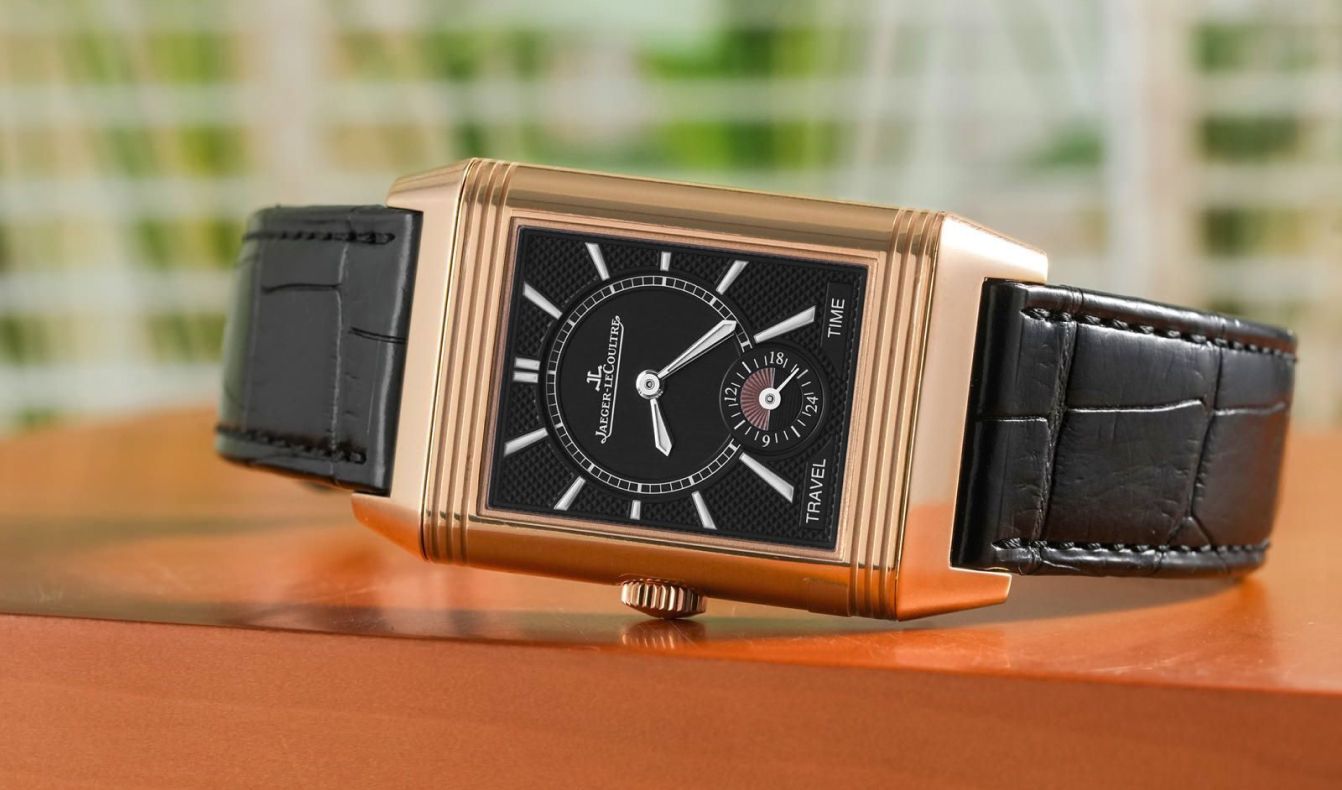 This Jaeger-LeCoultre Reverso Duoface Q3842520