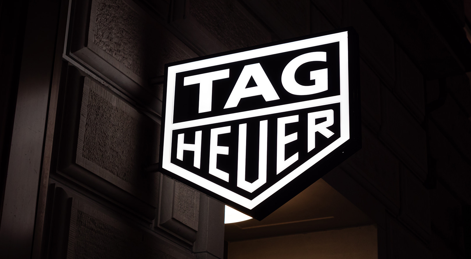 A Guide To TAG Heuer Watches