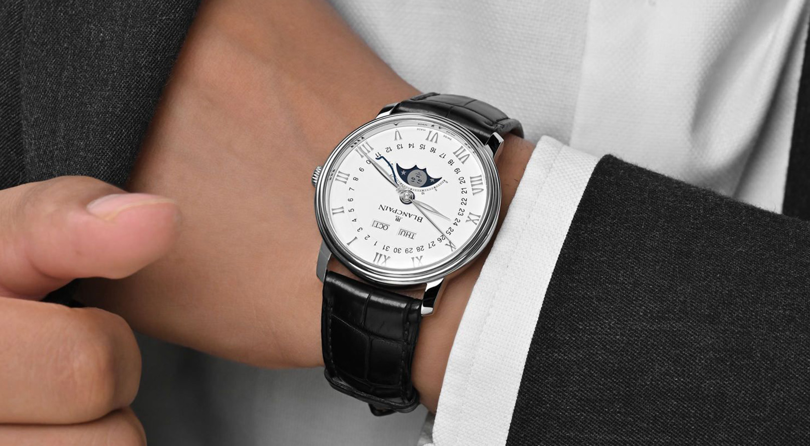 From Heritage to Modernity: Investigating the Brilliance of the Blancpain Villeret Quantième Complet