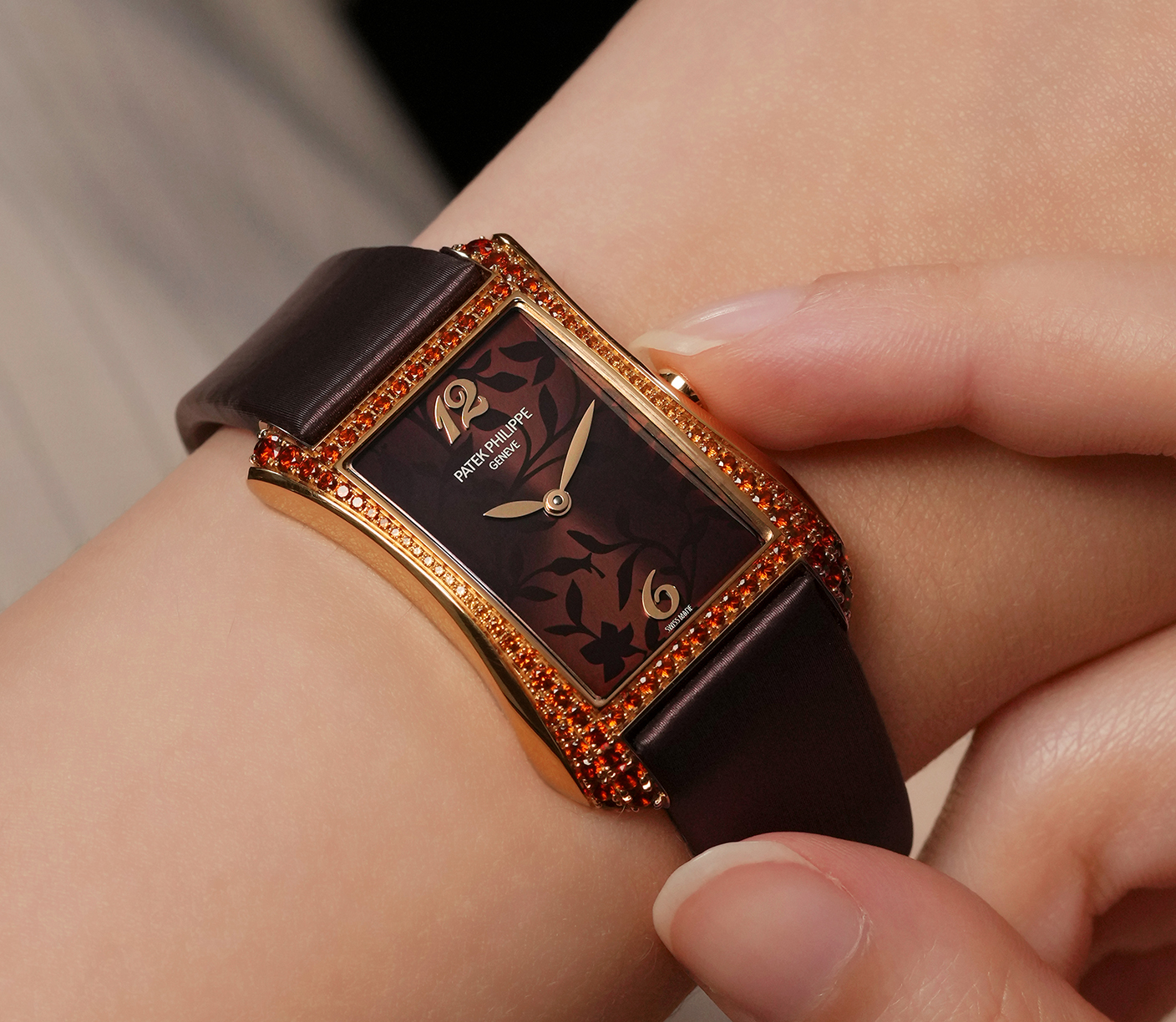 Patek Philippe Gondolo: A Tribute To Art Deco Elegance