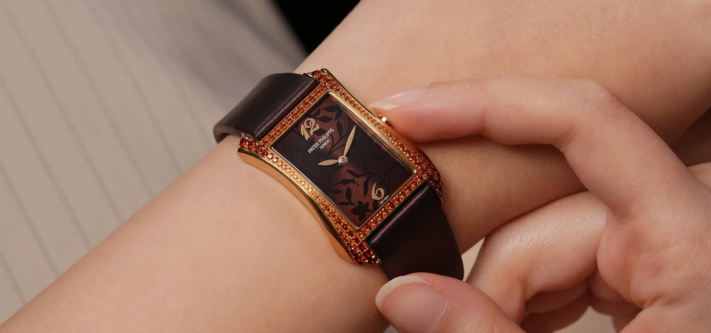 Patek Philippe Gondolo: A Tribute To Art Deco Elegance