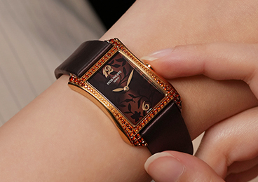 Patek Philippe Gondolo: A Tribute To Art Deco Elegance