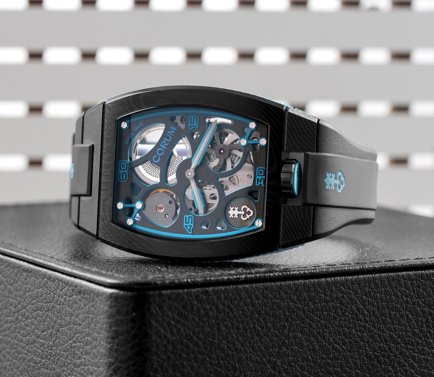 Damascus Steel Meets Modern Mechanics in the Heritage Corum LAB 01