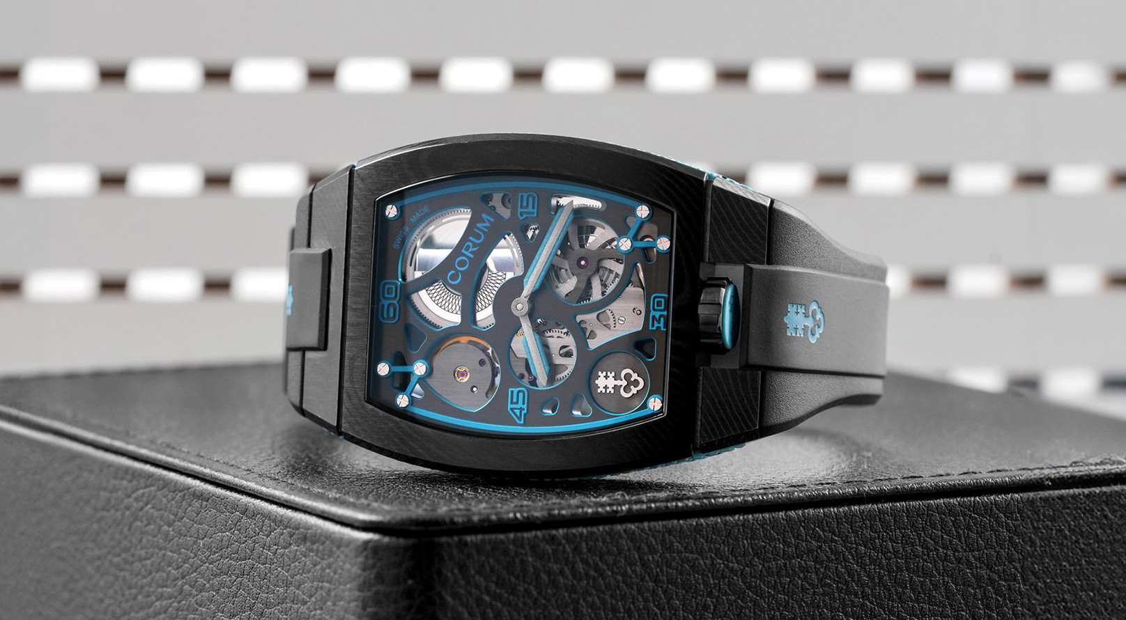 Damascus Steel Meets Modern Mechanics in the Heritage Corum LAB 01