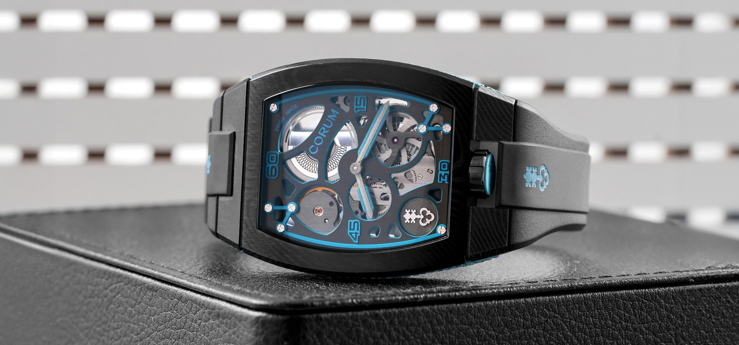 Damascus Steel Meets Modern Mechanics in the Heritage Corum LAB 01