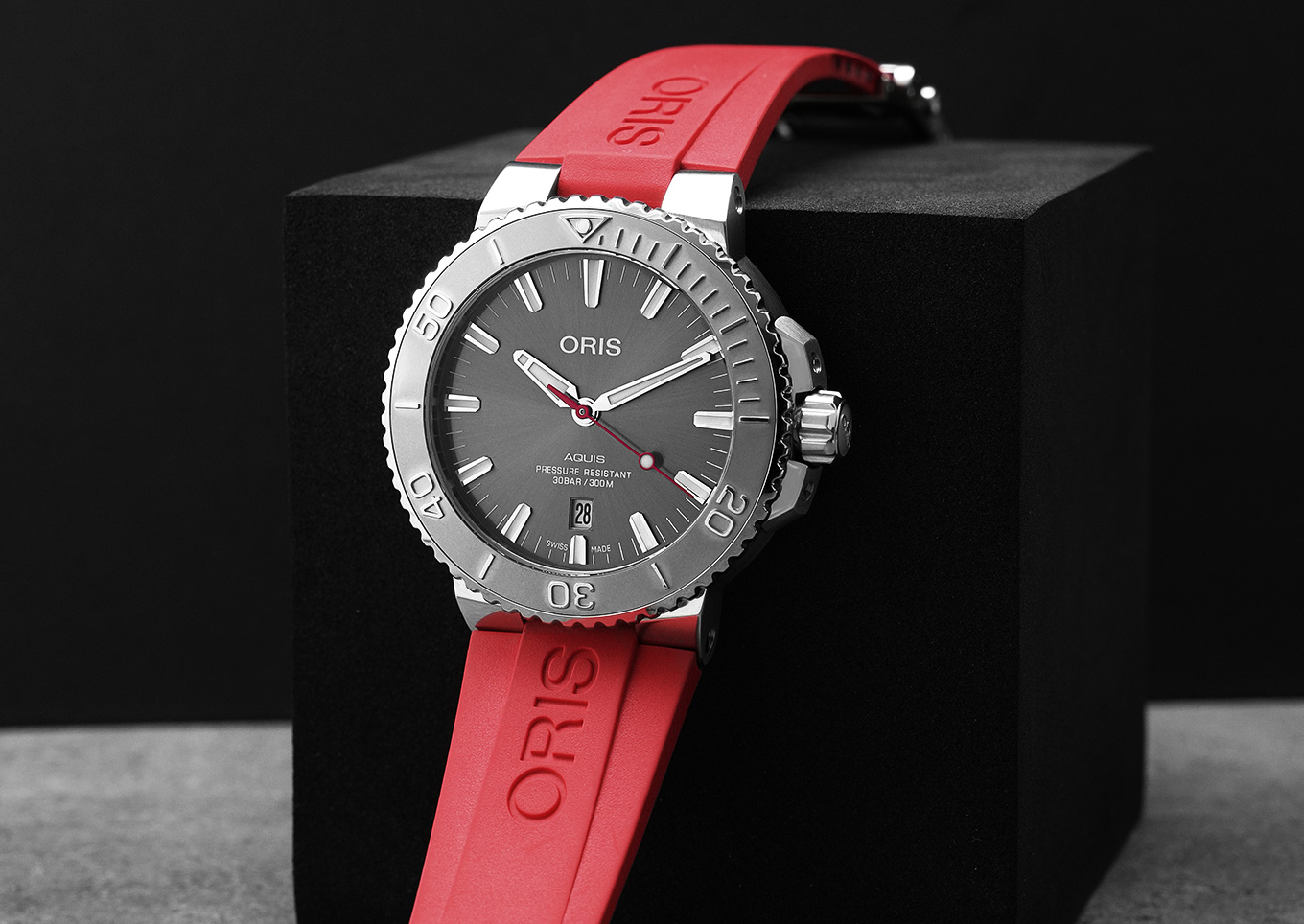Oris Aquis Date Relief 01 733 7730 4153