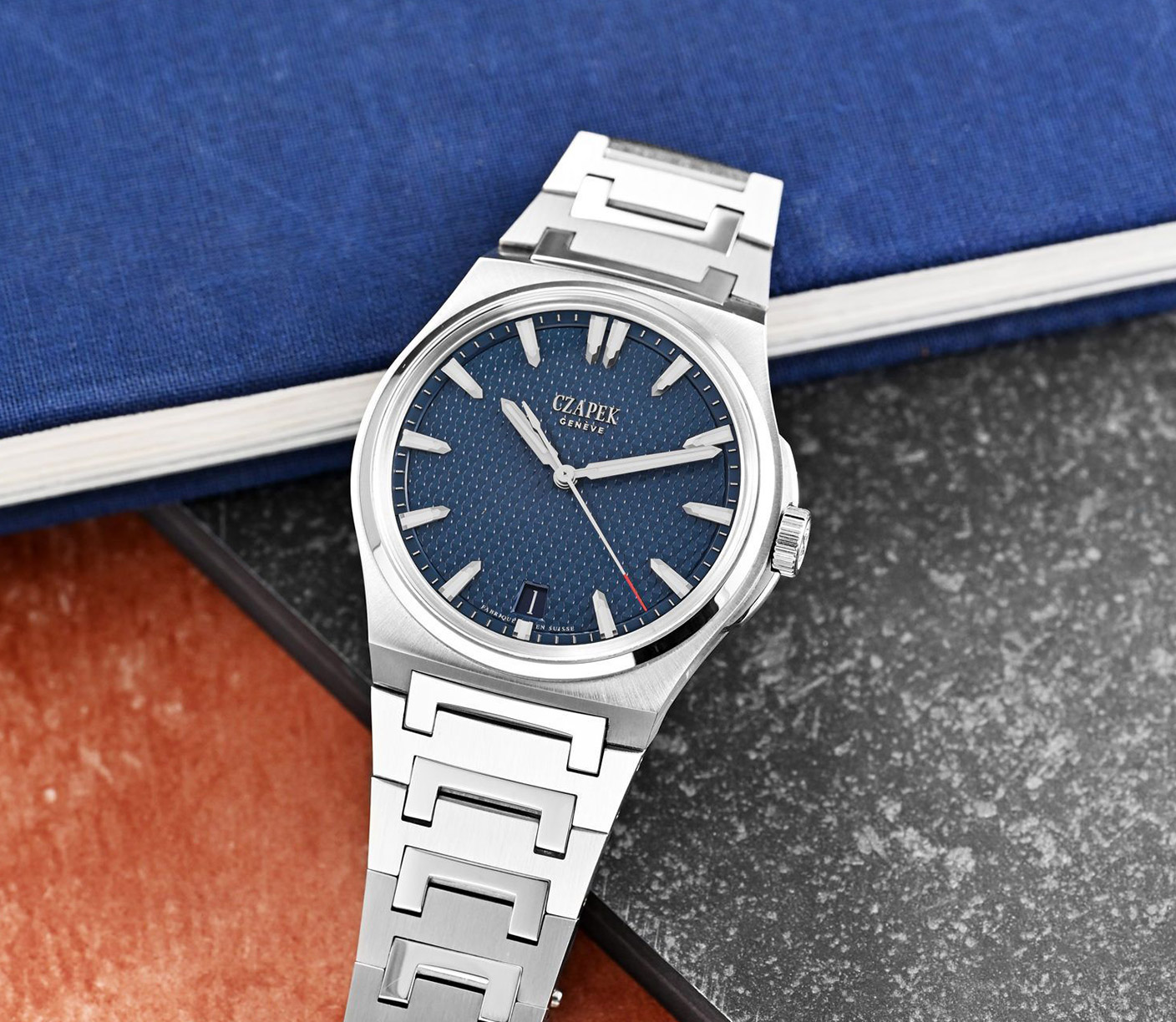 Czapek Antarctique Passage de Drake Deep Blue 1522