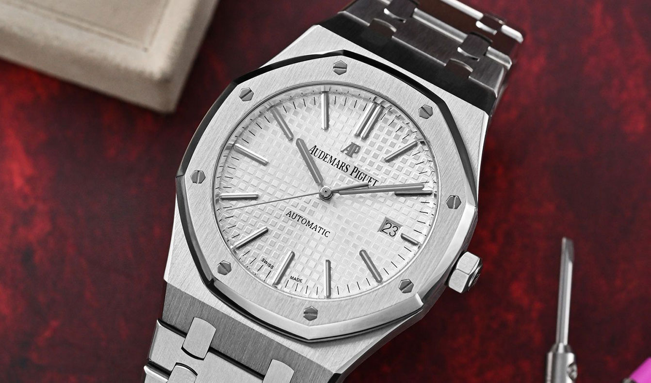 Best Guilloché watches: Audemars Piguet Royal Oak with its grande tapisserie” pattern