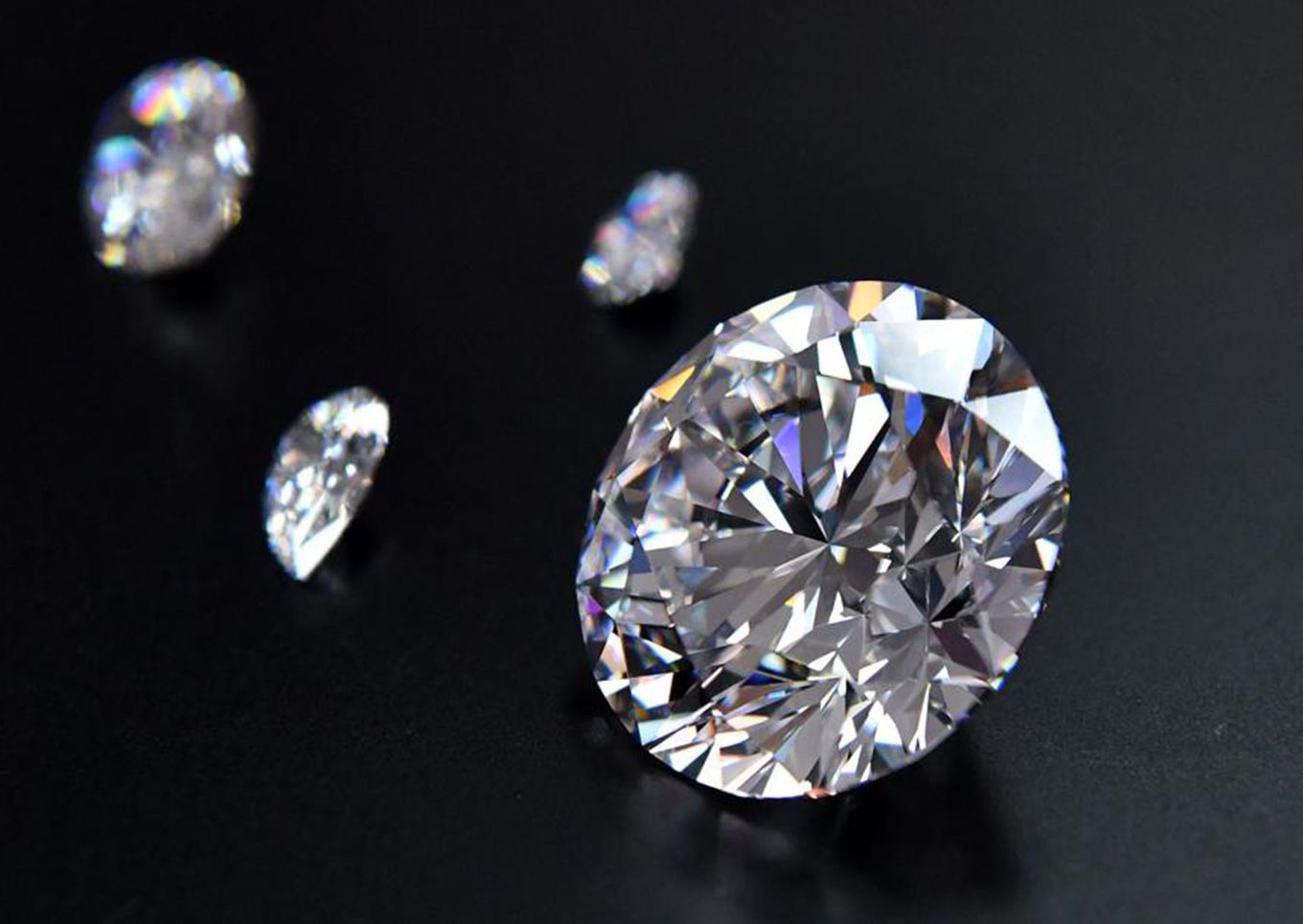 lab-grown diamonds