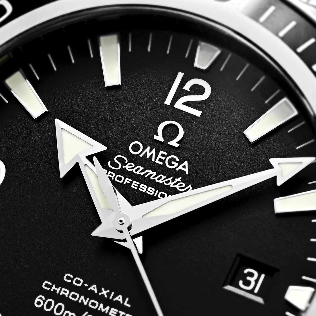 spot a fake Omega Seamaster