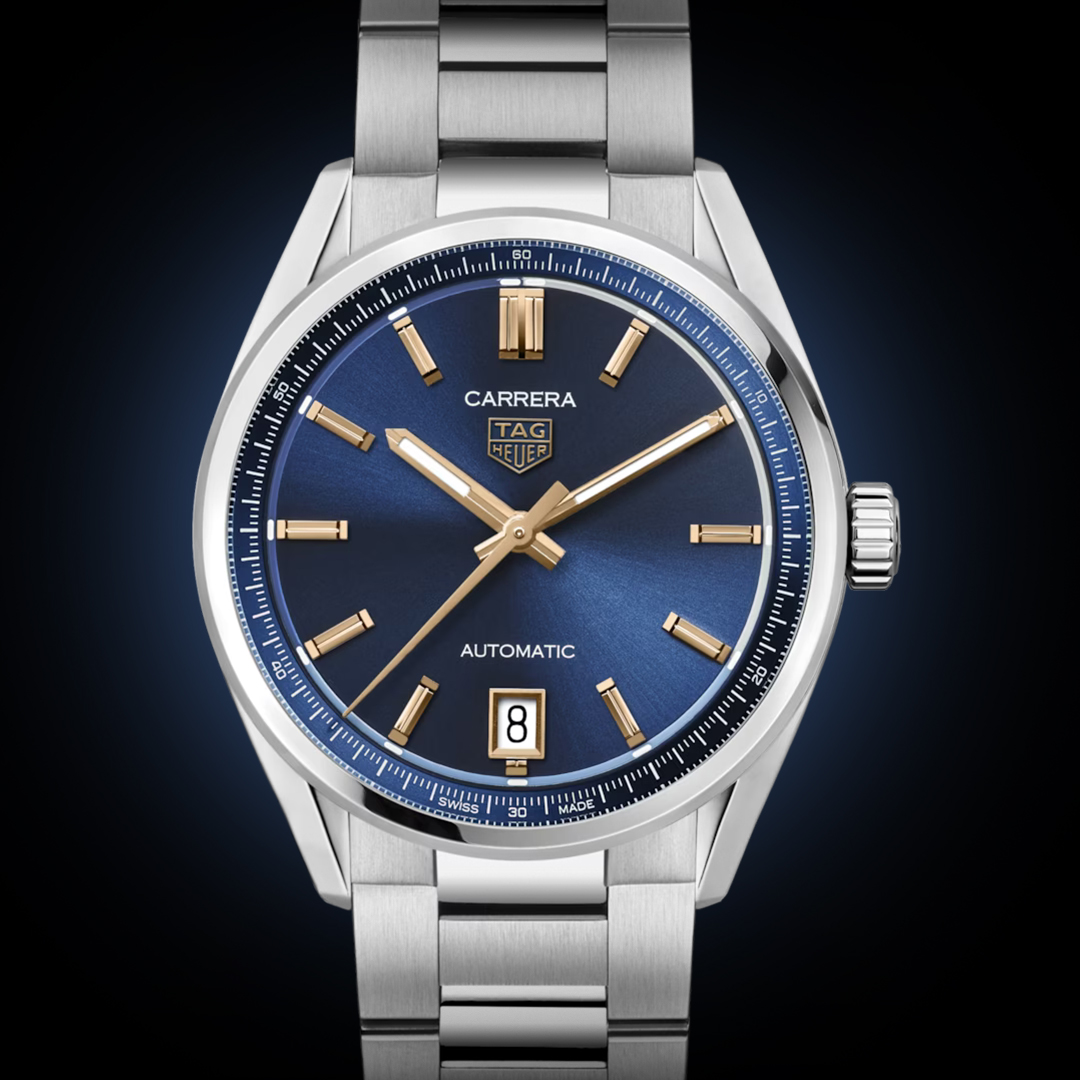 TAG Heuer Carrera Date in blue dial